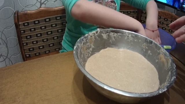 Сегодня печём бездрожжевой хлеб. на закваске. Хлебная закваска. #закваска #хлеб