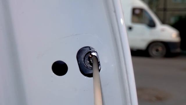 Снятие наружных ручек Skoda Rapid VW Polo Skoda Fabia.mp4