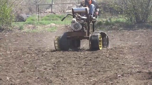 Самодельный гусеничный трактор