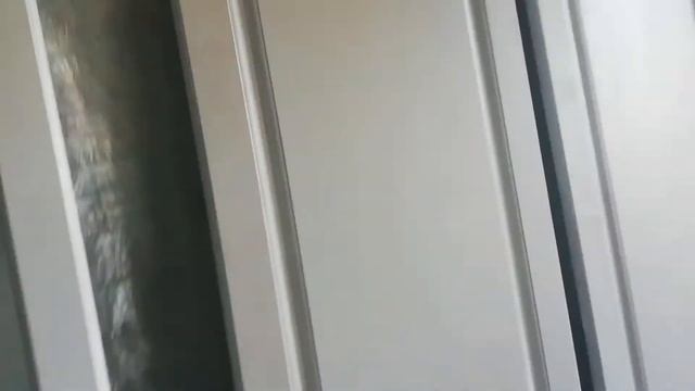 Покраска фасадов шкафа.