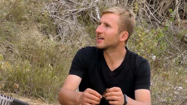 В грязи лежал я словно лист осенний. Братья из Михайловки.