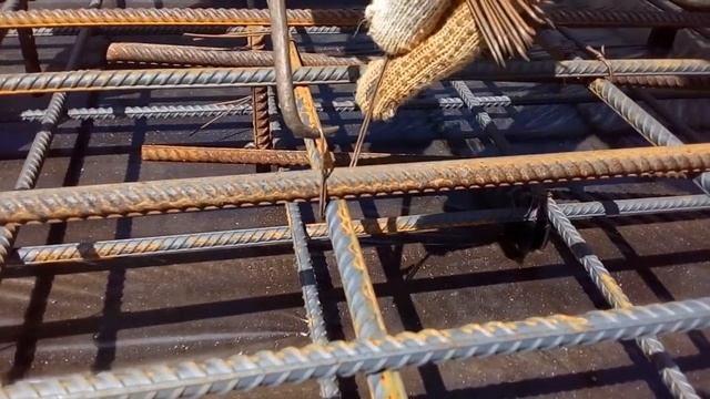 Вязка арматуры крючком 10 советов Как быстро и правильно вязать арматуру своими руками