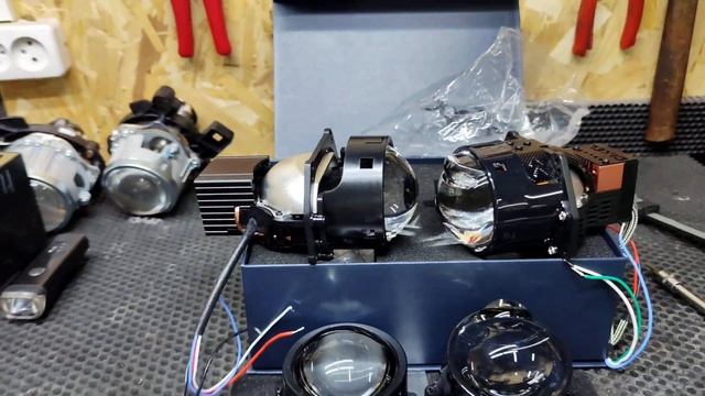 Dixel d1500 vs Aozoom dlpd07. Сравнительный обзор и тест диодных линз.