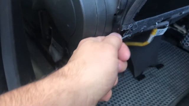 Ремонт подогрева сидений Шевроле Круз. Установка подогрева сидений приоры на Шевроле Круз.