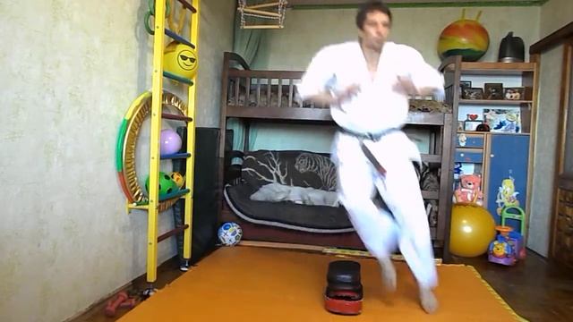 тренировка дома, ударная техника рук и ног, гантели, скорость, сила, выносливость, ч 2