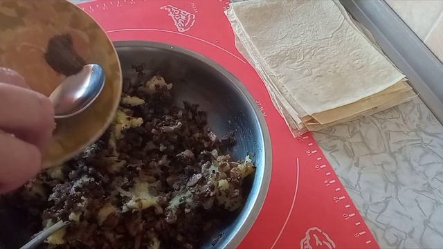 Постные пирожки--блинчики из лаваша. ???