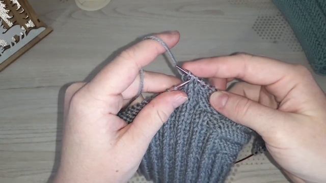 ШАПОЧКА ЭЛЬФ. ЧЕПЧИК СПИЦАМИ. 0-3 МЕСЯЦА