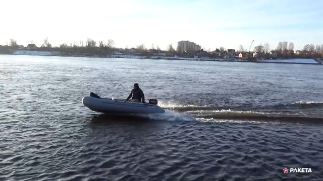 Лодка Ракета РС-350 / Общий обзор на воде
