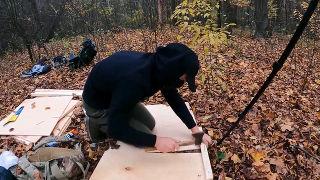 Живу в Чернобыле месяц. Построили домик под землей в Зоне Отчуждения. Делаем сталкерскую базу