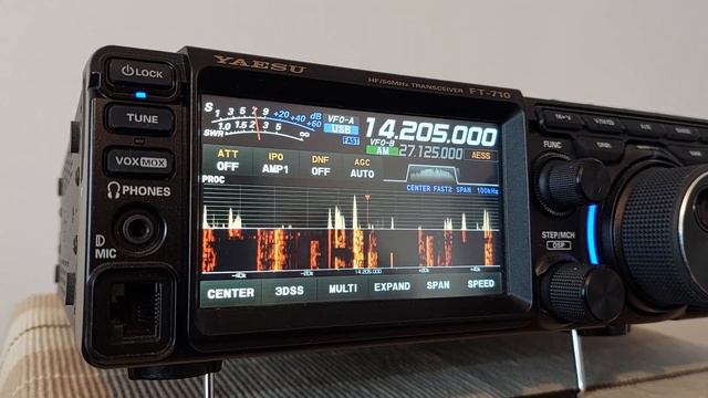 Yaesu FT 710 versus ICOM 7300