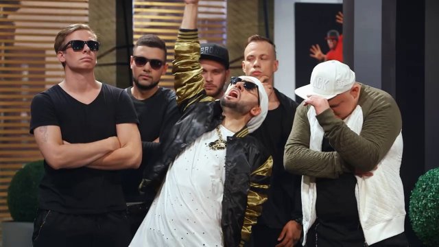 Однажды в России: Офис рэп-лейбла