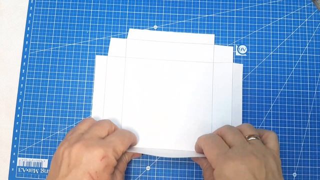 Как сделать подарочную коробку с крышкой из картона своими руками