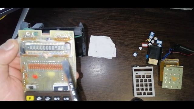 Разбор на драгметаллы калькуляторов Электроника МК 61, Б3-23, Б3-18М