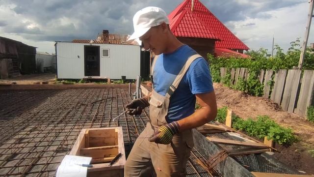 Строй дом ?все секреты.Как вязать арматуру, выбор крючков армированный каркас на фундамент плита,УШ