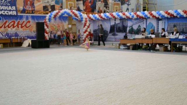 художественая гимнастика  Епишина Кристина 6 лет