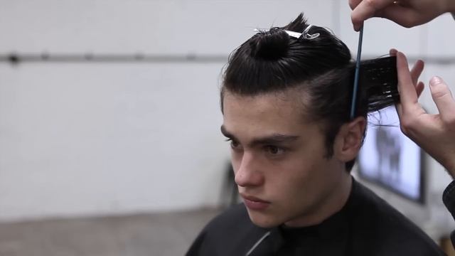 Morris Motley X Felix Mallard haircut tutorial - part 1.