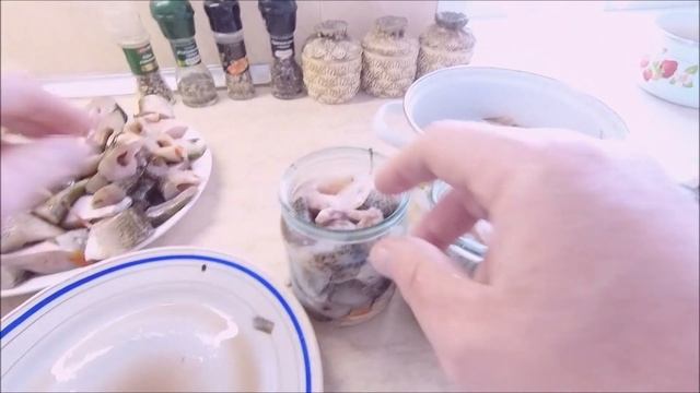 Как приготовить консервы из речной рыбы в домашних условиях. Простой рецепт