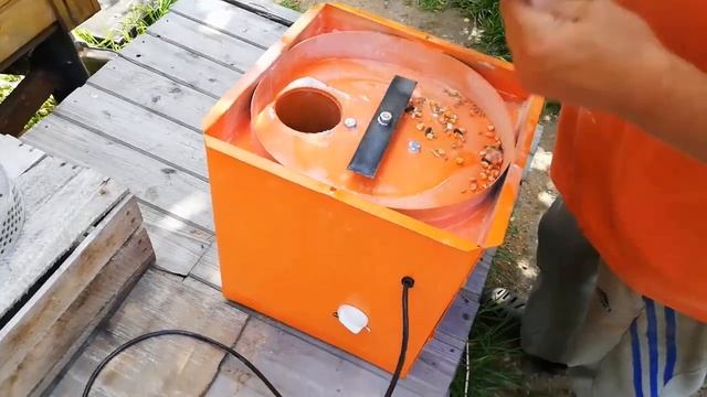 Зернодробилка Вихрь ИК 3в1.Обзор Кормоизмельчителя  Вихрь 3в1