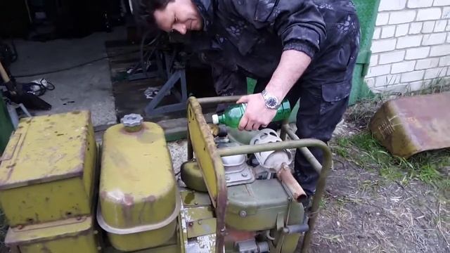 Генератор ГАБ 2/230-м, первый запуск без подготовки после 20ти лет хранения на улице.