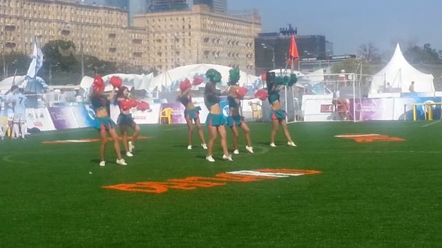 Выступления группы поддержки Экслипс