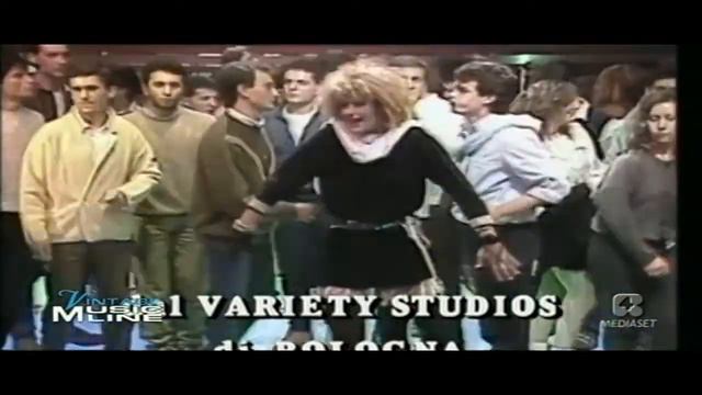VALERIE DORE - Get Closer (Variety 1984 Italy TV)