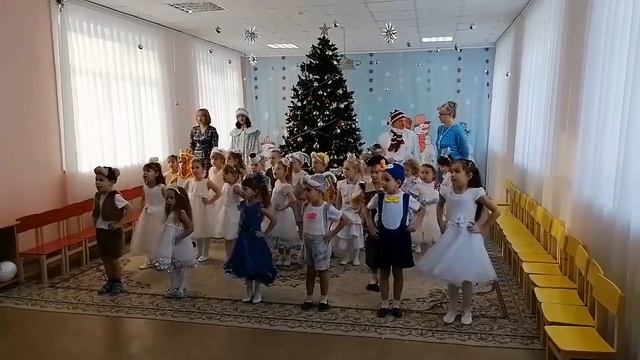 Новогодний праздник
