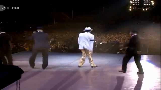 Майкл Джексон - Smooth Criminal.