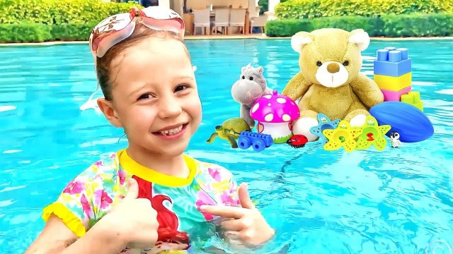 Настя и папа устроили день уборки игрушек. Полезное видео для детей.