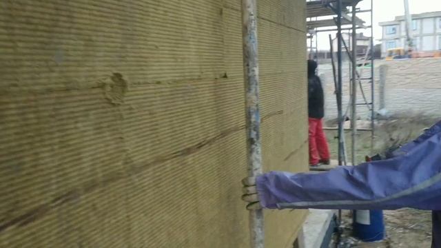 Как правильно утеплить дом минватой. Монтаж утеплителя.
