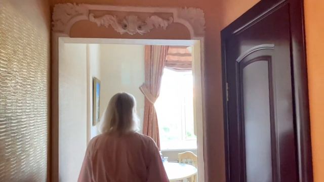 Ремонт в сталинке. Первое видео из новой квартиры в доме Сталинской эпохи. Рум тур