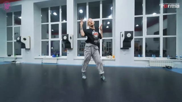 DJABA ORICCI | VOGUE FEMME CLASS | ONLY TOP NEW DECADE