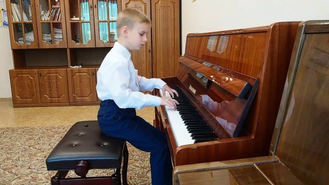Захар Внутских, 7 лет