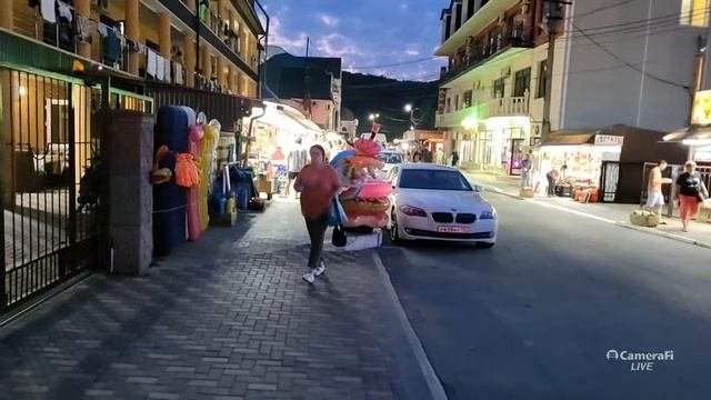 Новомихайловский. Полный обзор ночной жизни!