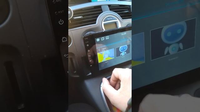 Магнитола для Рено сценик.