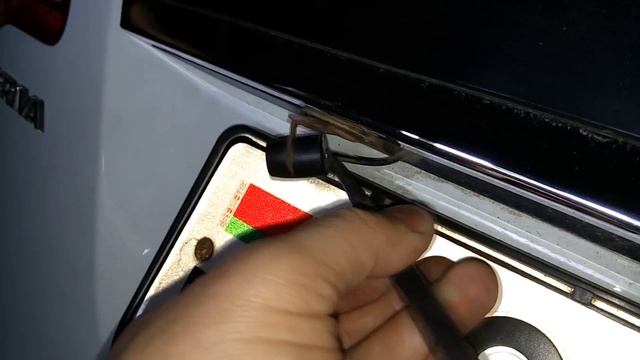 Как разобрать камеру заднего вида, что у нее  внутри