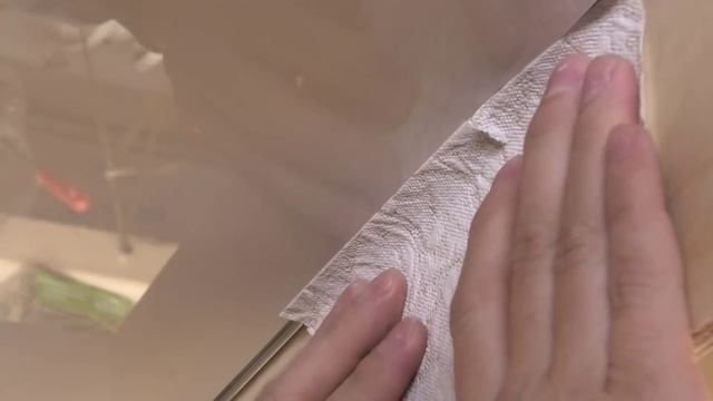 Натяжной потолок или обои? Что делать сначала?! Разберем досконально и с примерами.