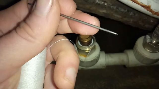 Три способа перекрыть течь металлопласта!!