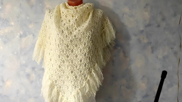 АЖУРНАЯ ШАЛЬ ОЧЕНЬ КРАСИВЫМ УЗОРОМ, крючком. Шаль для начинающих.