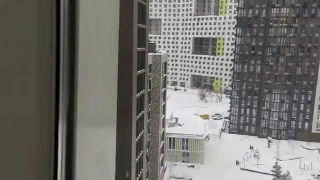 Снять старую плёнку с окон ПВХ. Самый быстрый способ снять защитный скотч с пластиковых окон.