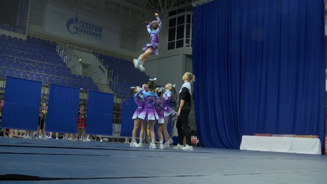 Областные соревнования по чир спорту прошли в Люберцах