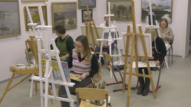 Творческое объединение «Рисуем вместе» под руководством Андрея Белоусова создает новые шедевры