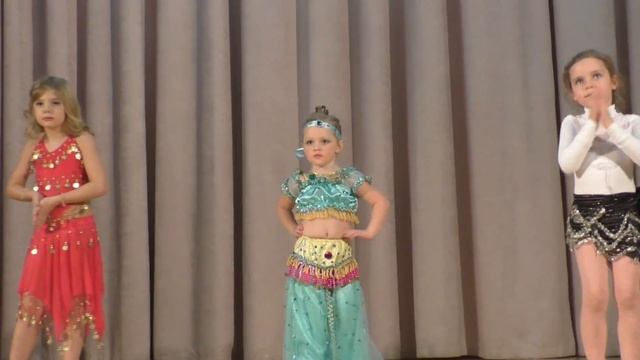 Кира Выступление Восточный танец Джими Джими Ача Ача