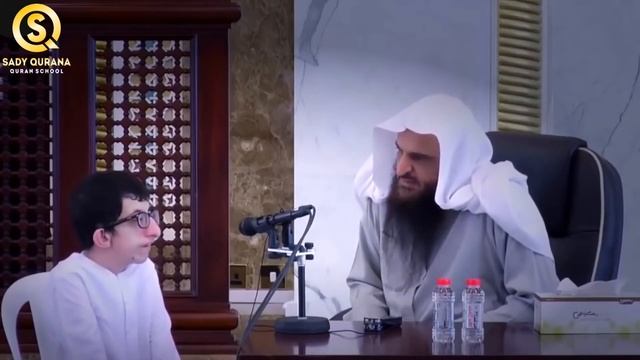 Мальчик инвалид красиво читает Коран