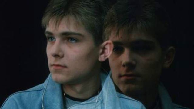 Чернила для пятого класса 1997 Цветы на магнитном поле Дрянь