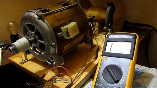 АСИНХРОННЫЙ  ЭЛЕКТРОДВИГАТЕЛЬ 220v 2 СКОРОСТИ (от старой стиралки типа Вятка) подключаем легко!