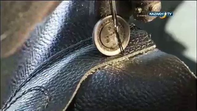 Процесс изготовления обуви для военных