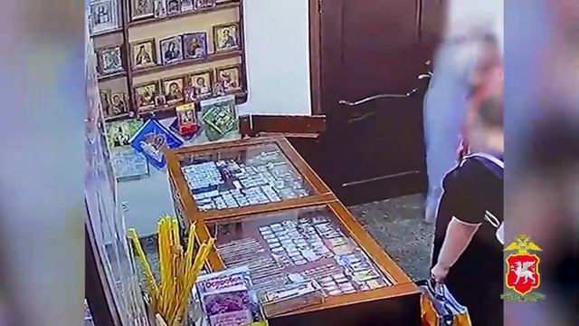 Сотрудники полиции столицы Крыма привлекли к ответственности местную жительницу за грабеж