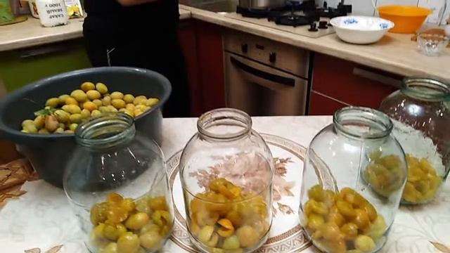 Жёлтые сливы.Закрываю компот без стерилизации.