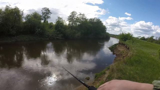 Весеняя рыбалка на спининг с берега