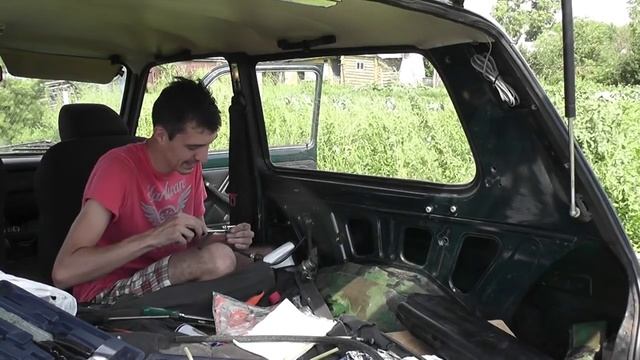 Побороли запах бензина в Ниве 3D